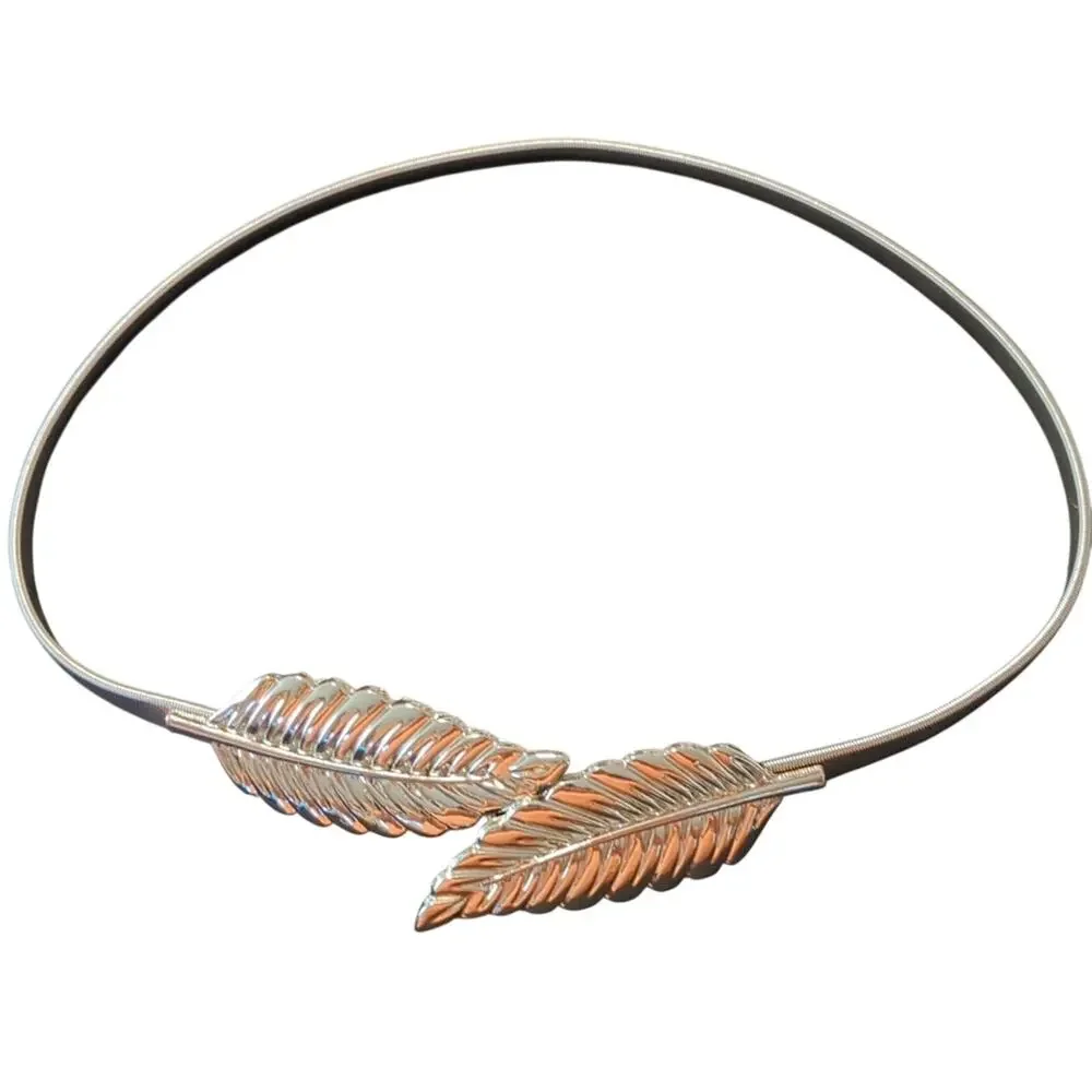 80s Vintage Silver Tone Stretch Belt W/ Leaf Buckle